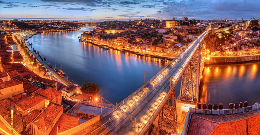 Bồ Đào Nha có nhiều thành phố hiện đại mang nét đẹp cổ kính.
